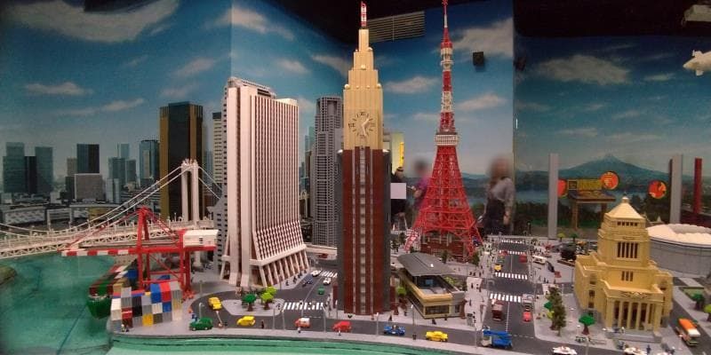 レゴでできた国会議事堂や東京タワーなど
